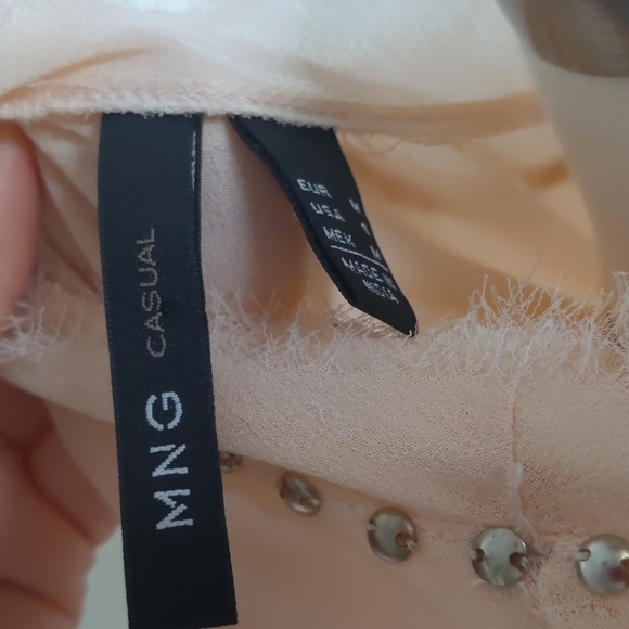 MNG Causal Tank Blouse soft pink with silver studs size Small - Picture 9 of 10